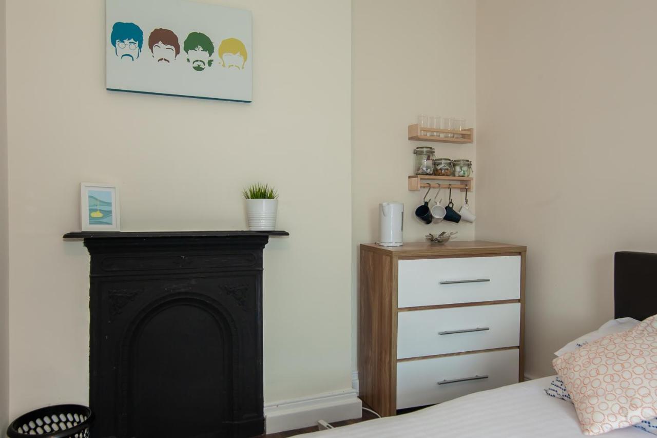 Casa Fresa Franks Serviced Accommodation Liverpool Exteriör bild