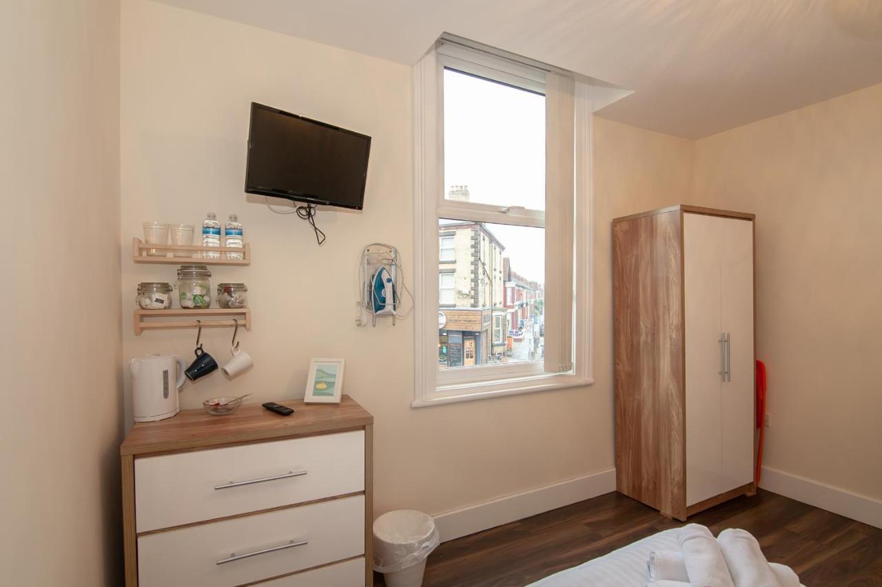 Casa Fresa Franks Serviced Accommodation Liverpool Exteriör bild