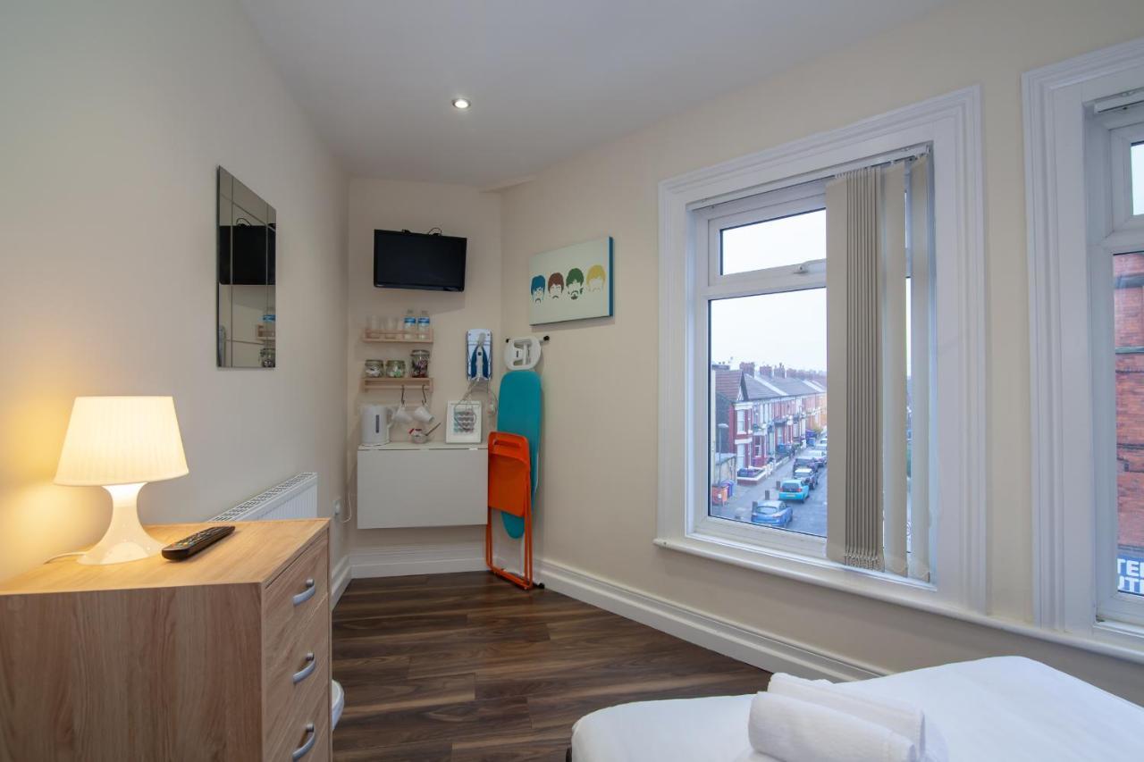 Casa Fresa Franks Serviced Accommodation Liverpool Exteriör bild