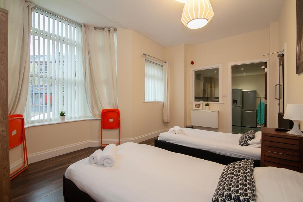 Casa Fresa Franks Serviced Accommodation Liverpool Exteriör bild