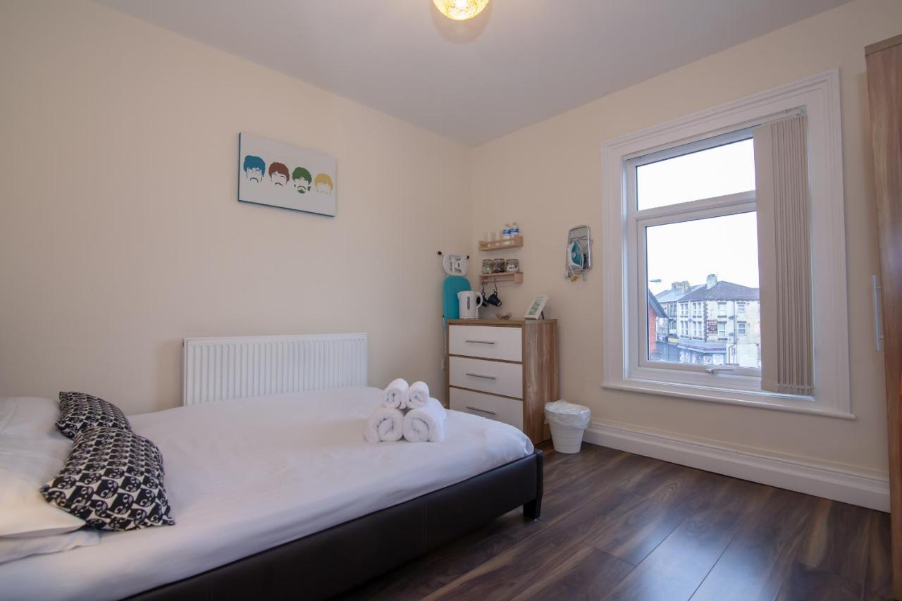 Casa Fresa Franks Serviced Accommodation Liverpool Exteriör bild