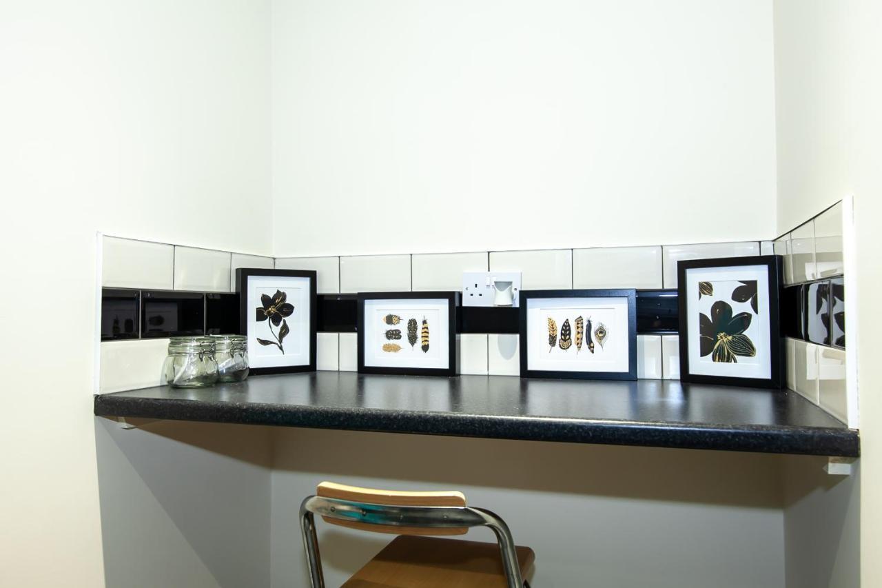 Casa Fresa Franks Serviced Accommodation Liverpool Exteriör bild