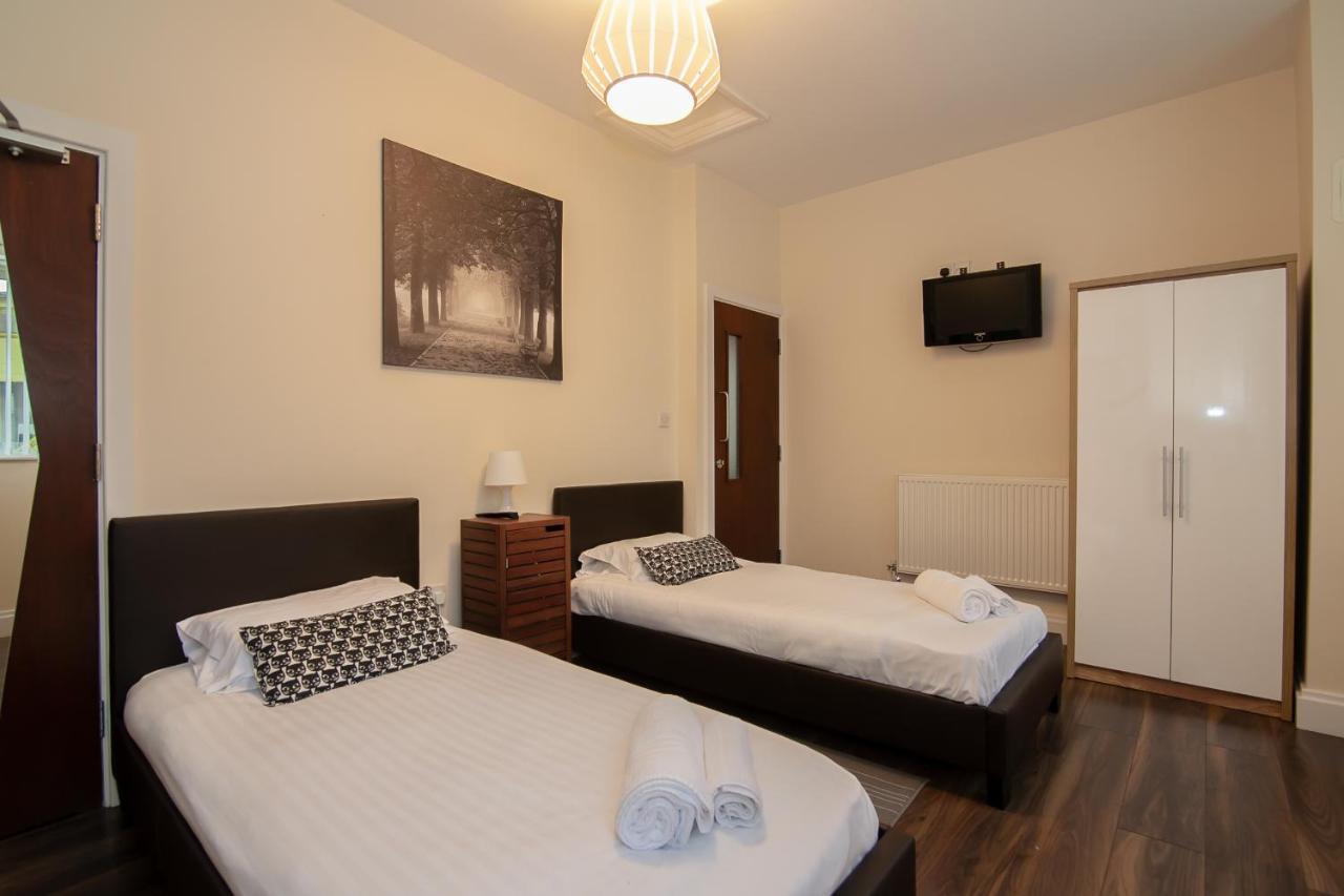 Casa Fresa Franks Serviced Accommodation Liverpool Exteriör bild