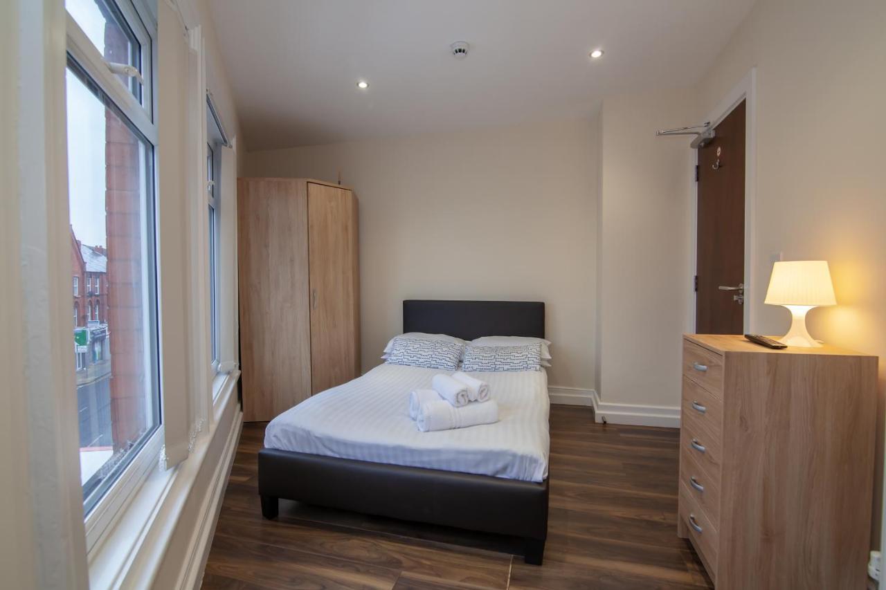 Casa Fresa Franks Serviced Accommodation Liverpool Exteriör bild