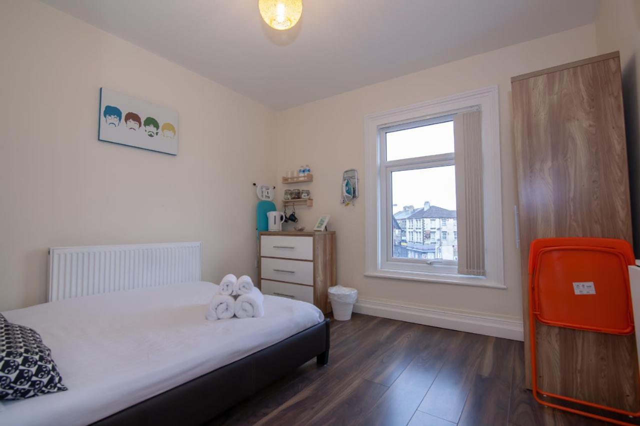 Casa Fresa Franks Serviced Accommodation Liverpool Exteriör bild